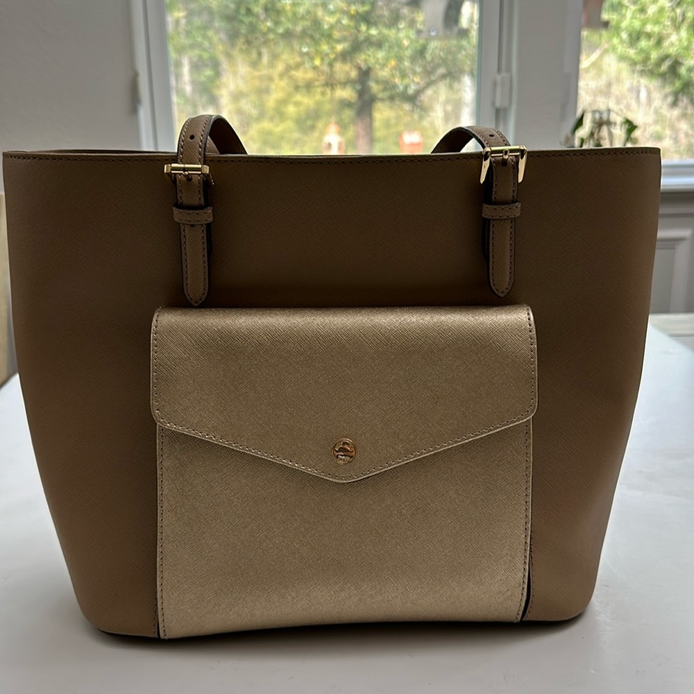 Michael Kors Large Pocket Tote Camel/Gold